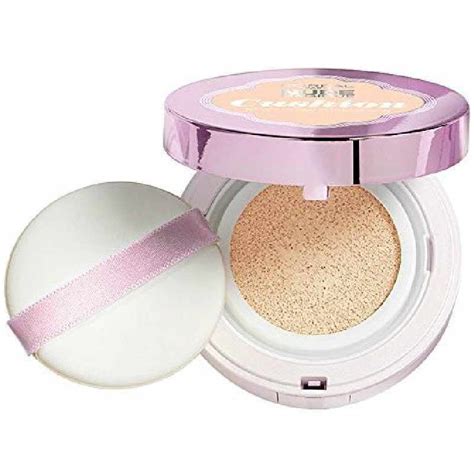 L’Oréal Nude Magique Cushion Foundation